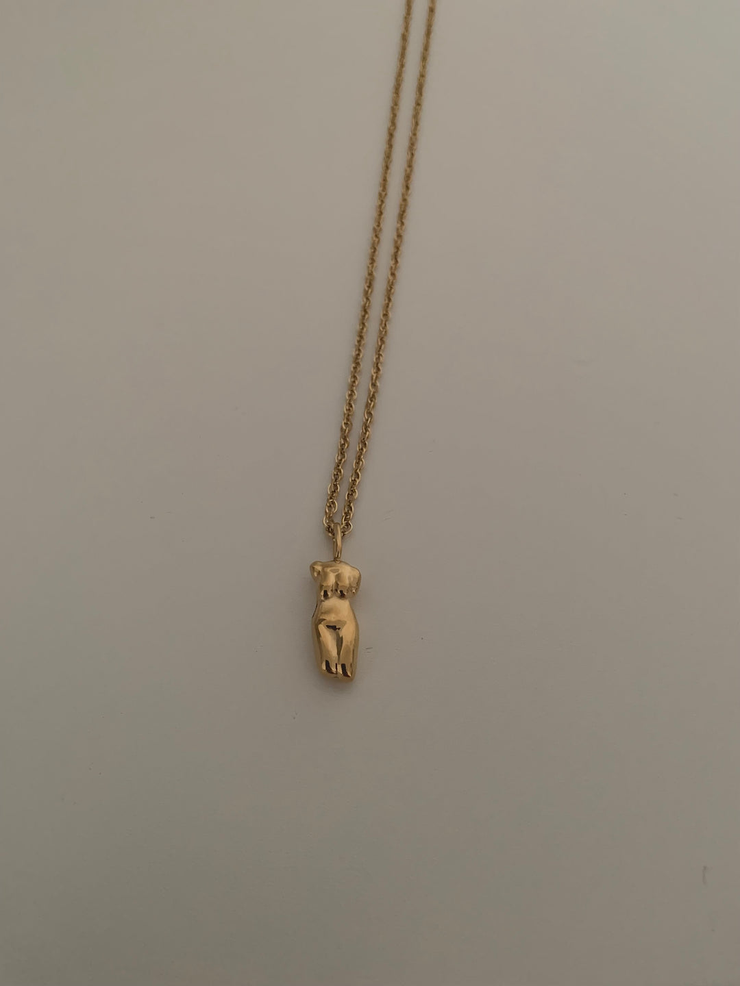 Moniece 18K Gold Filled Pendant Necklace