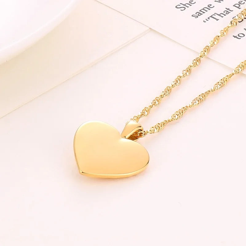 Violet Vintage Heart Necklace